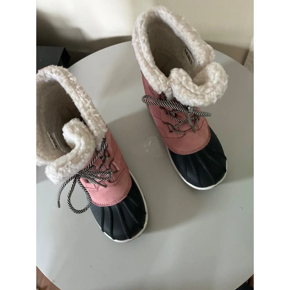 Cat & Jack Girls Pink Black Winter Snow Boots Faux Fur Lined Size 3